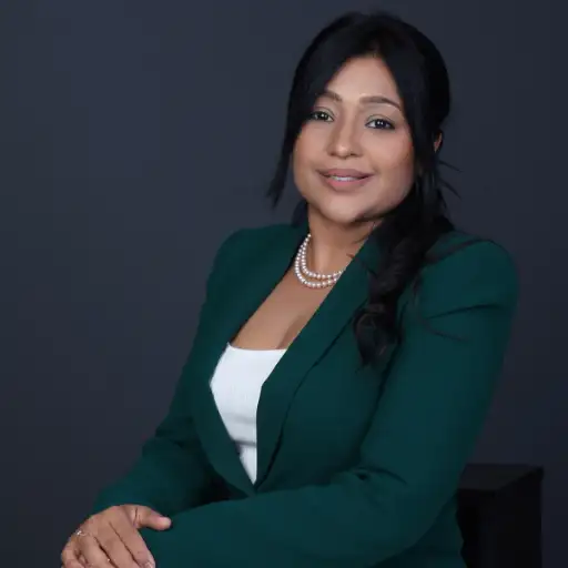 Alumni Network | University of Stirling RAK UAE | Global Graduate Community